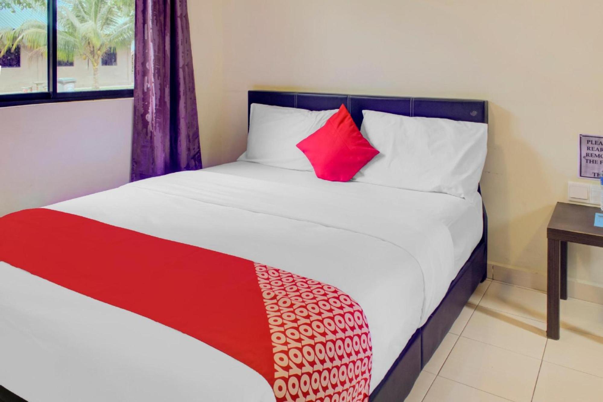 Super Oyo 89896 Sedili Inn Resort Kota Tinggi Kültér fotó